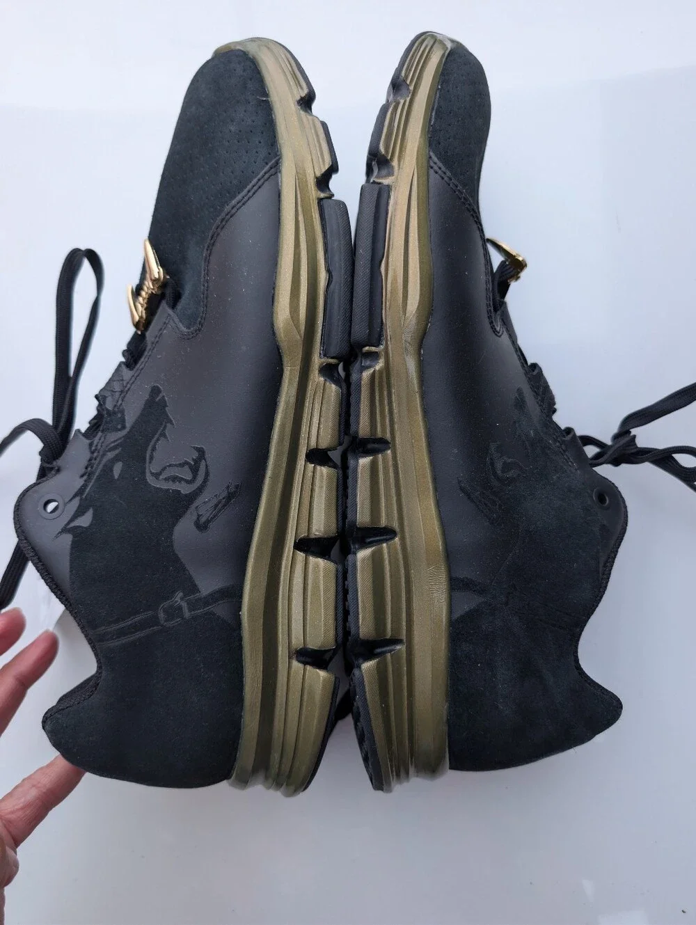 NWT SZ12 ADIDAS GAMEDAY SNOOP BLACK FOOTBALL SNEAKERS GOLD FANGS NICE CONDITION